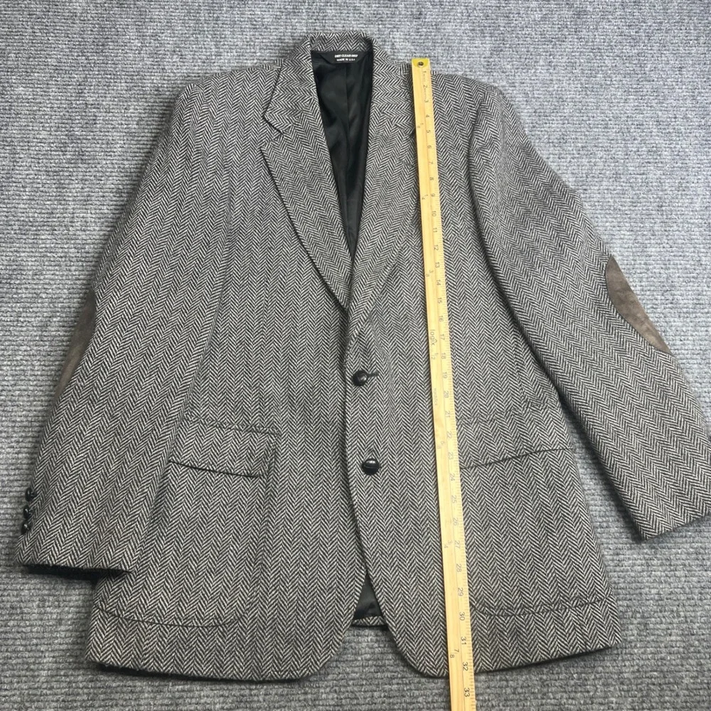 Vintage John Alexander Foleys Herringbone Wool Blazer Gray Elbow Patches USA 41R